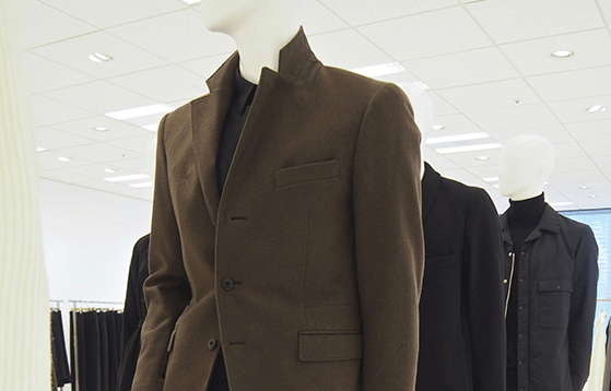 「UNIQLO AND LEMAIRE」のジャケットのコーディネイトは？
